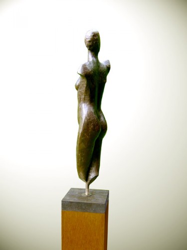 Brons sculptuur van Hans Grootswagers, Virgin.(Maagd) 2005